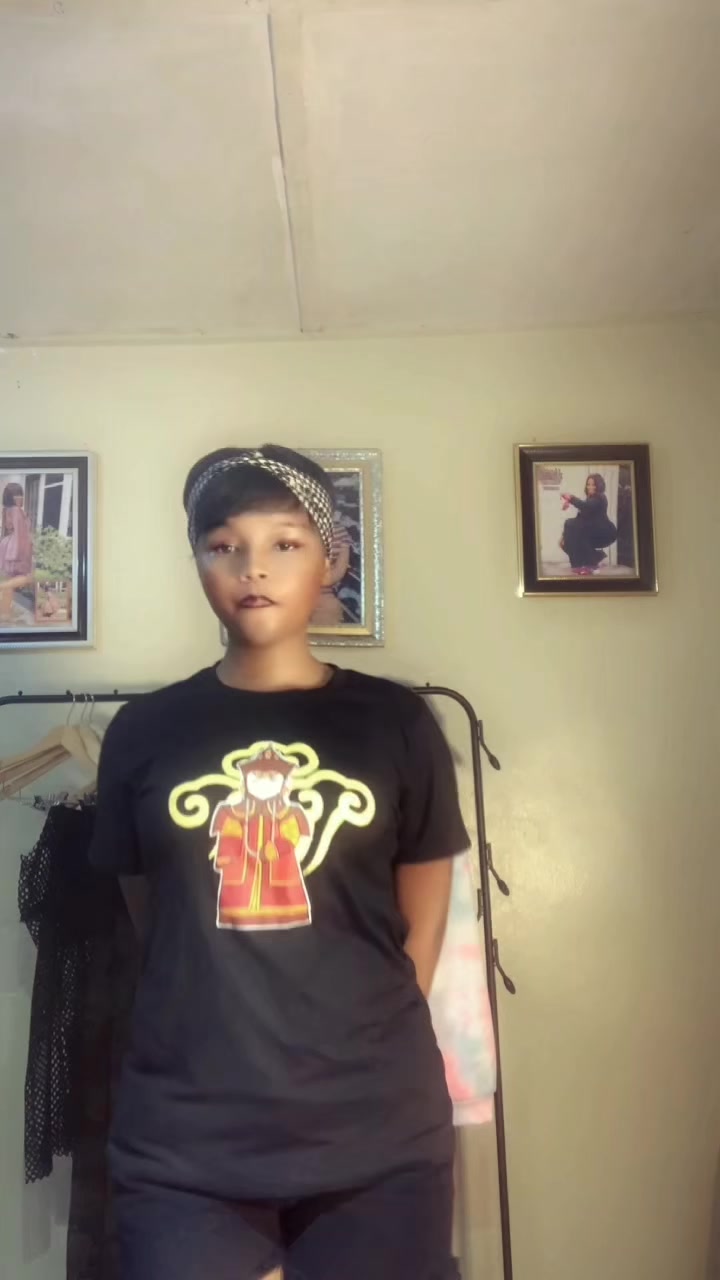 @Qüêëñ ôf çãpçüt🫶✝️