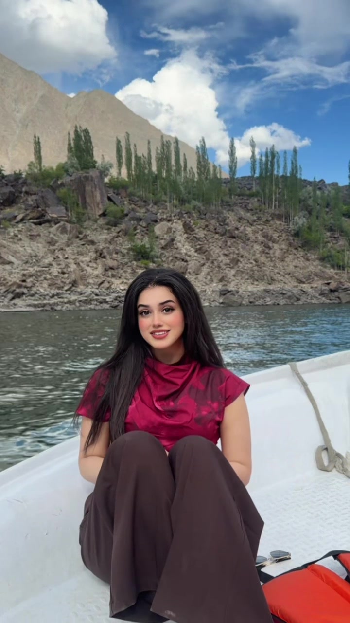 @Alina Amir