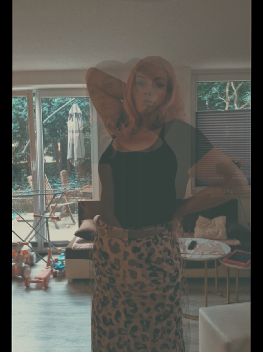 @🇩🇪🩷Lisa🤍🇩🇪