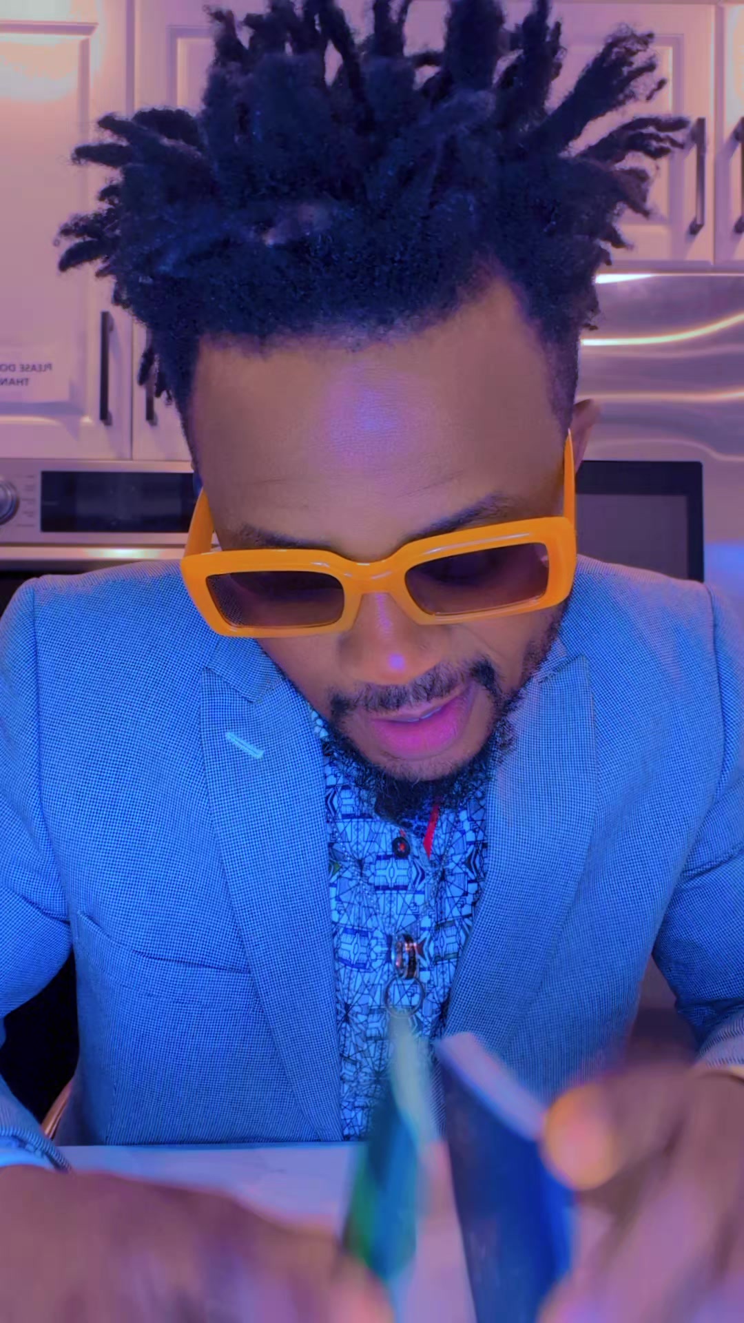 @Omohandsome