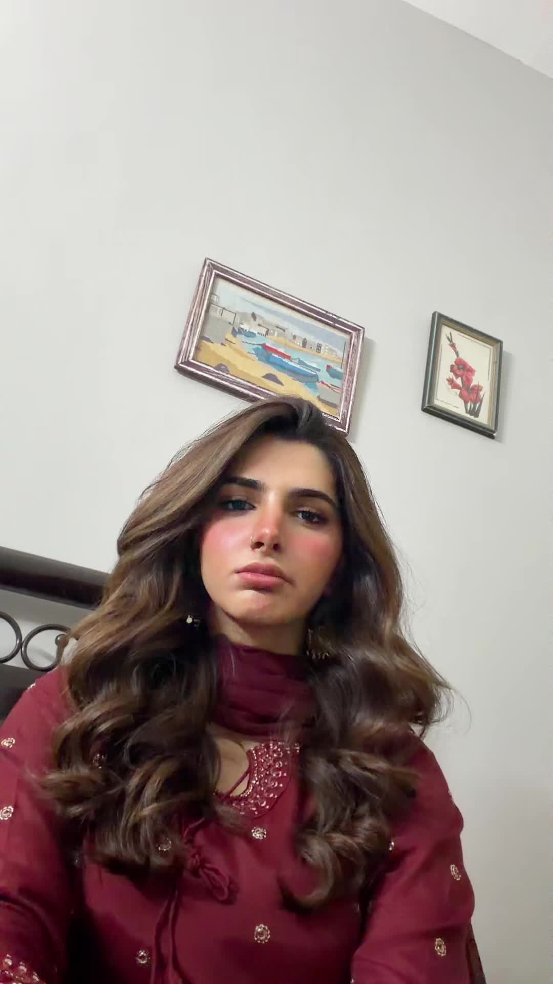 @Veeni