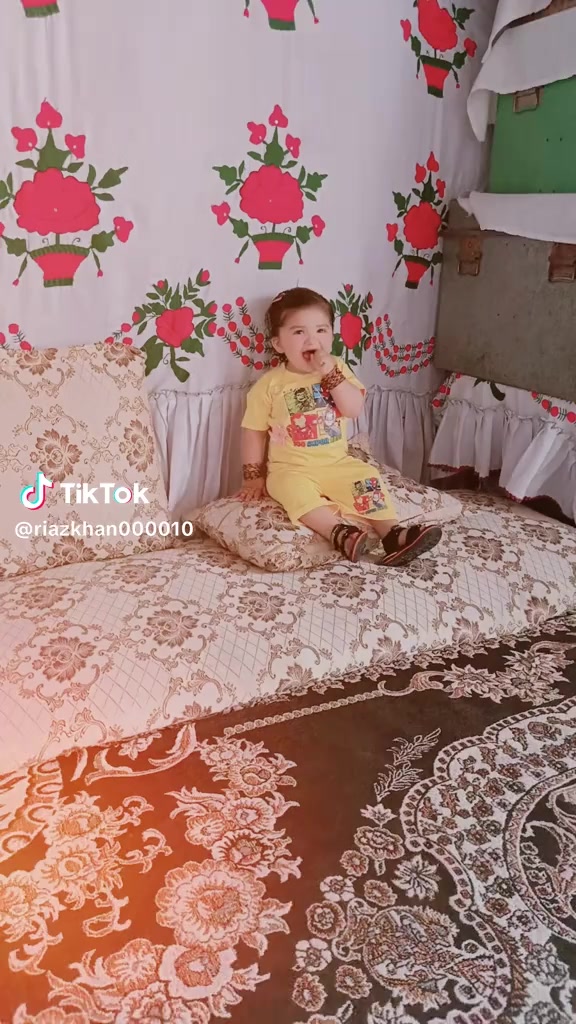 @👑 YASEEN KHAN 333
