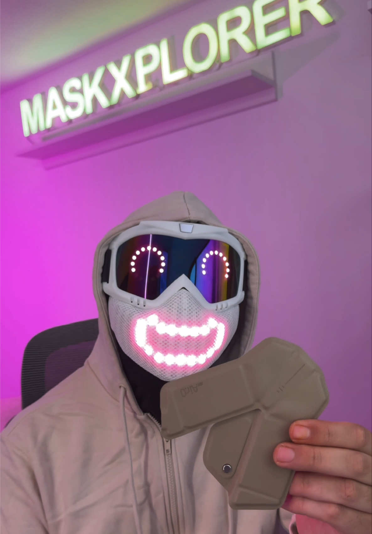 @MaskXplorer