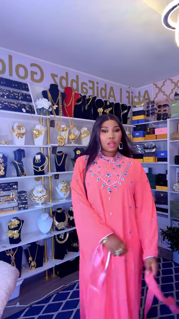 @AbiFabbz jewelry 🇨🇦🇺🇸🇬🇧