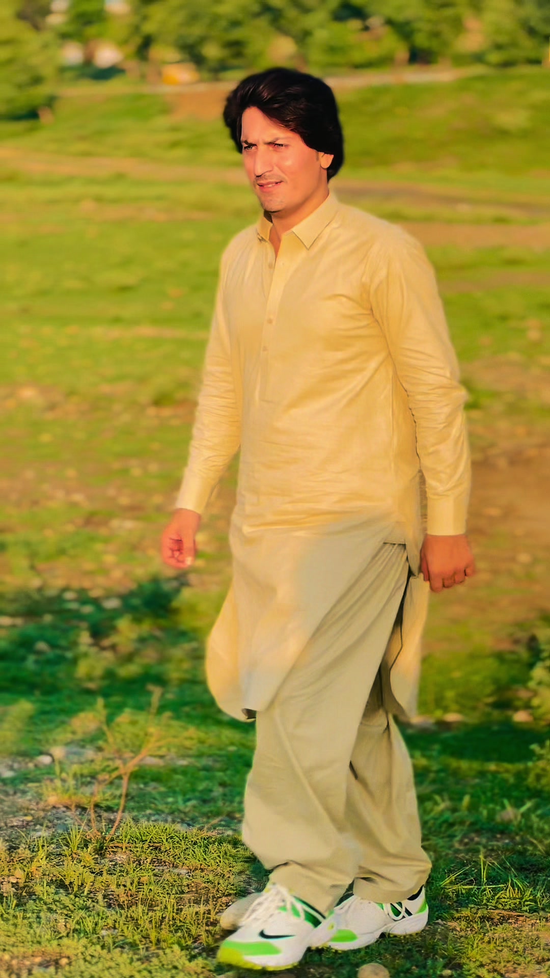 @H D Khan