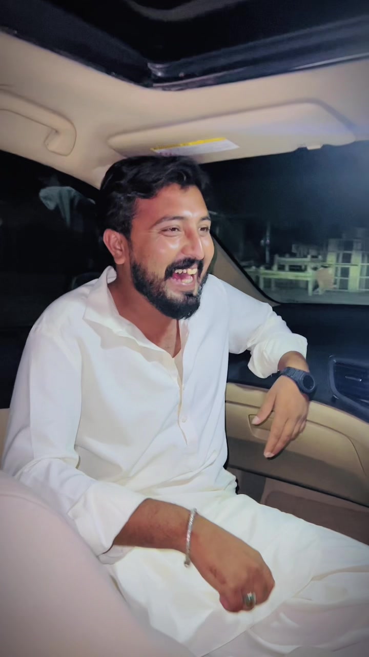 @King Of KhanewaL