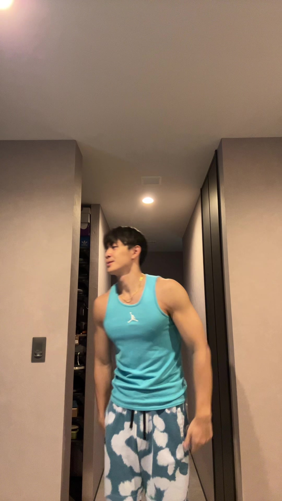 @RJ