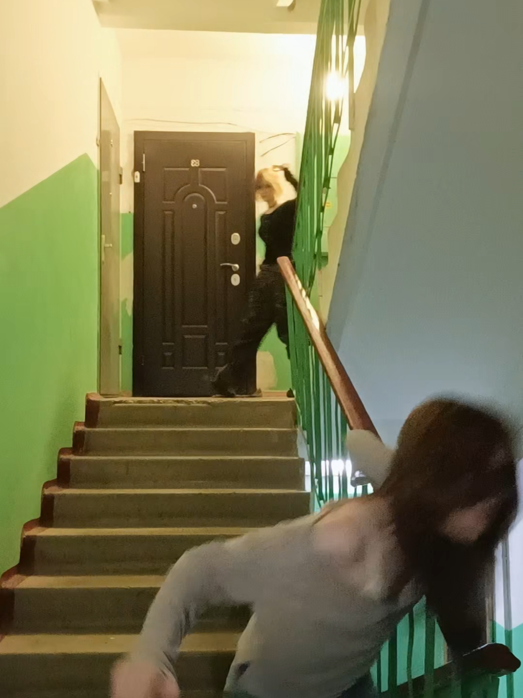 @Эрен😨ム@