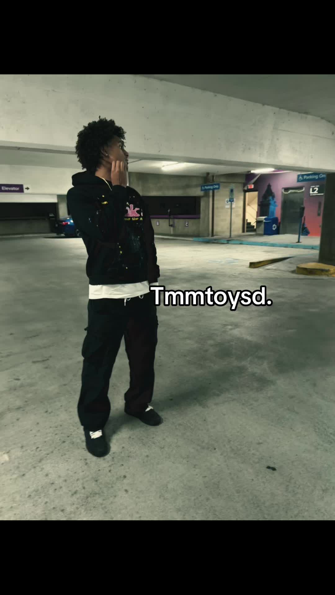 @&copy;️