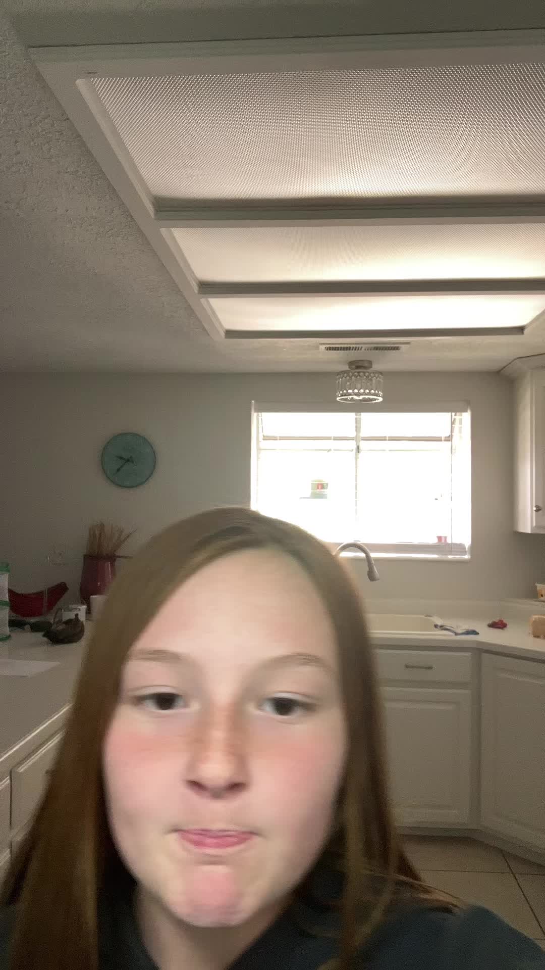 @🫵🏻