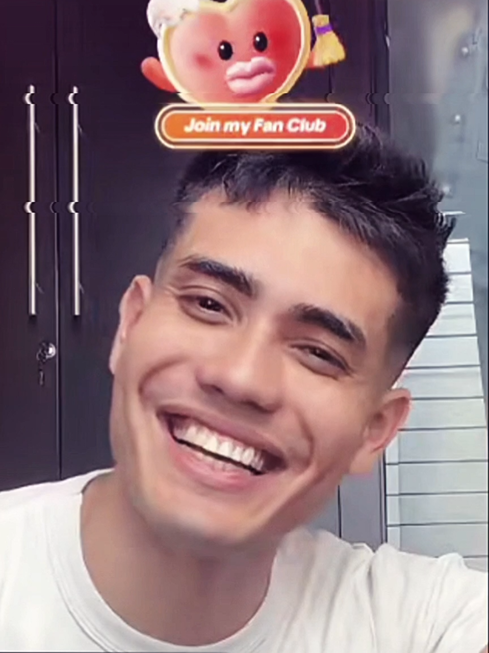 @AK👑