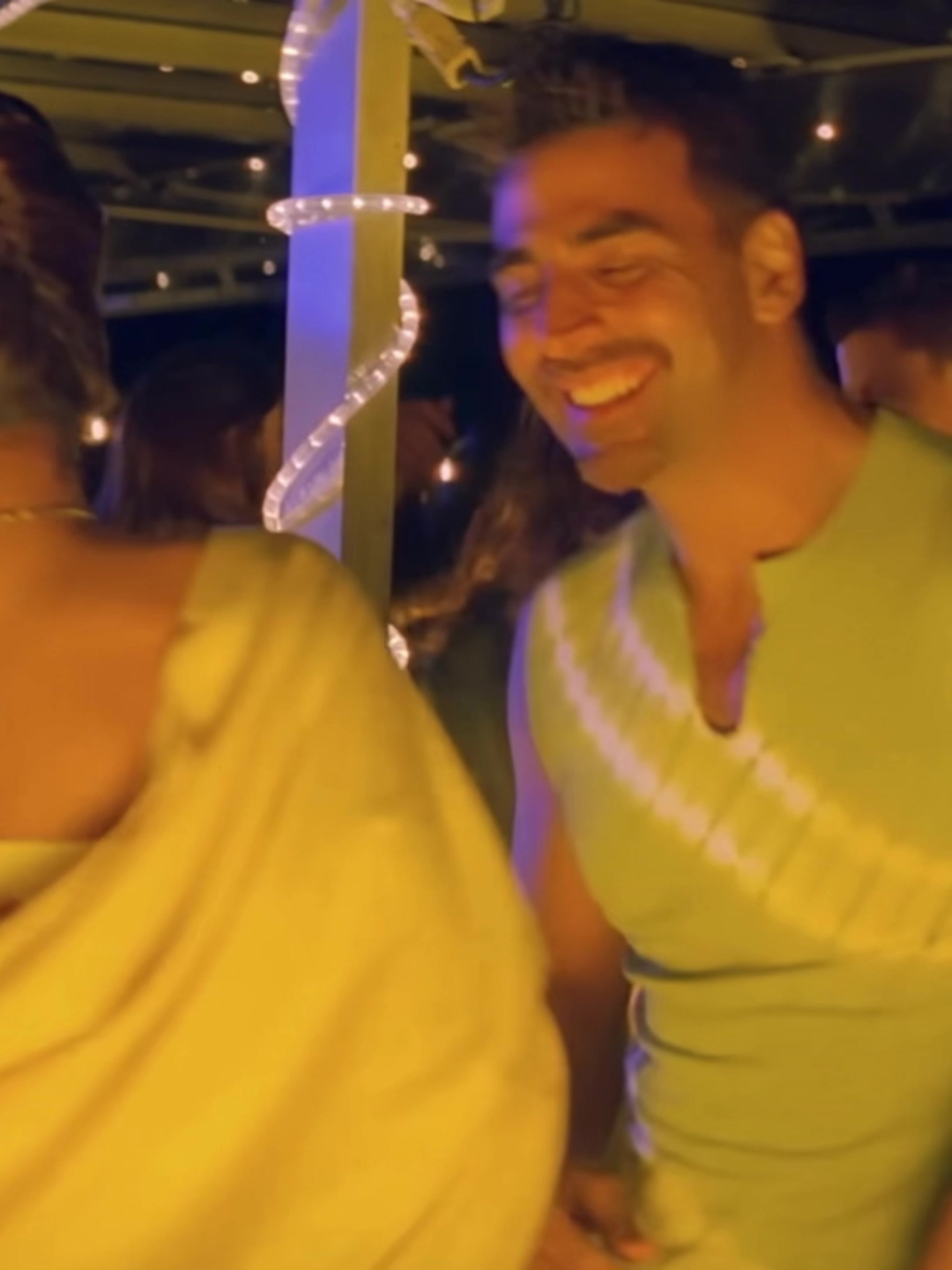@bollywoodtunes