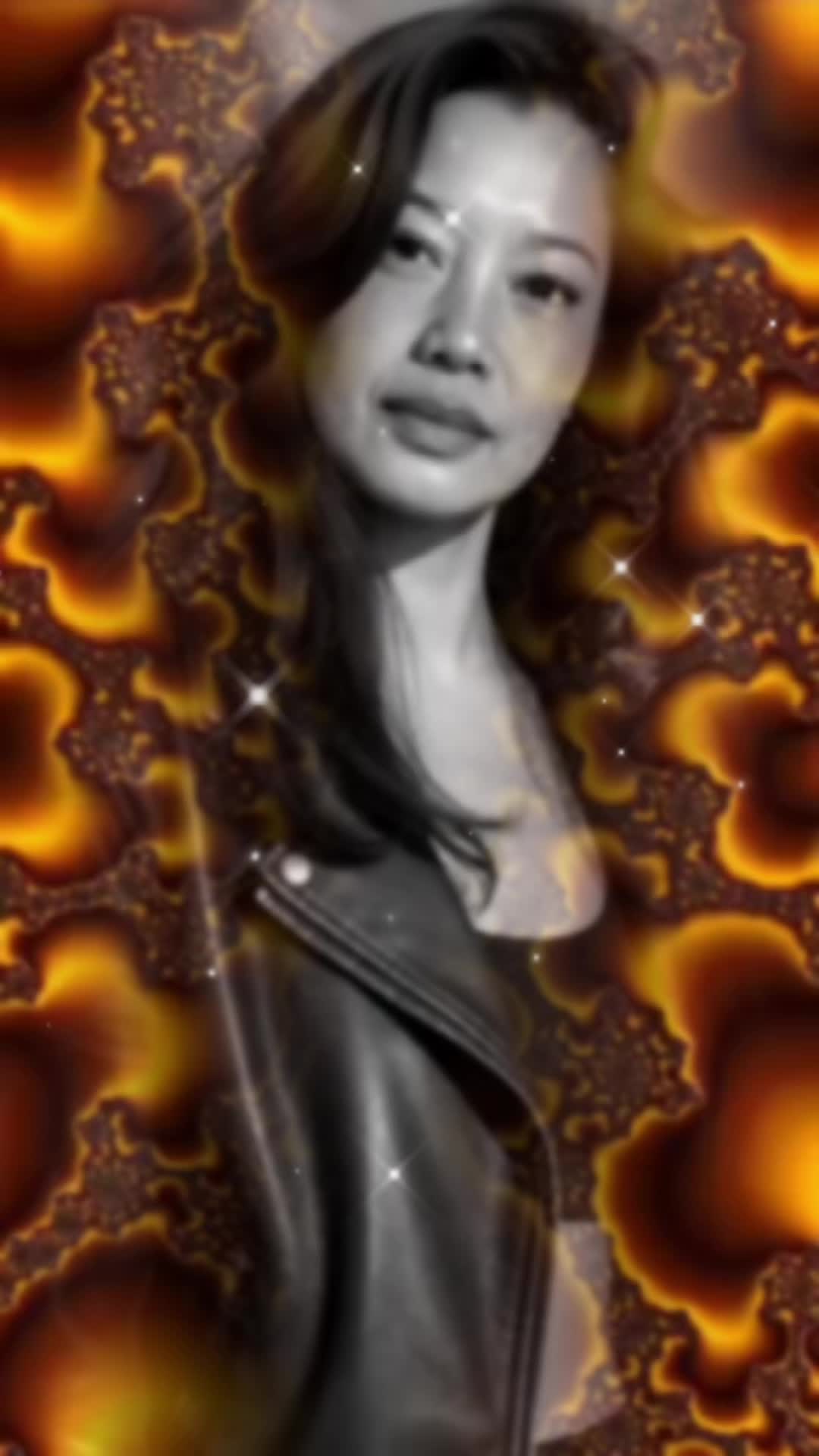 @Ella111
