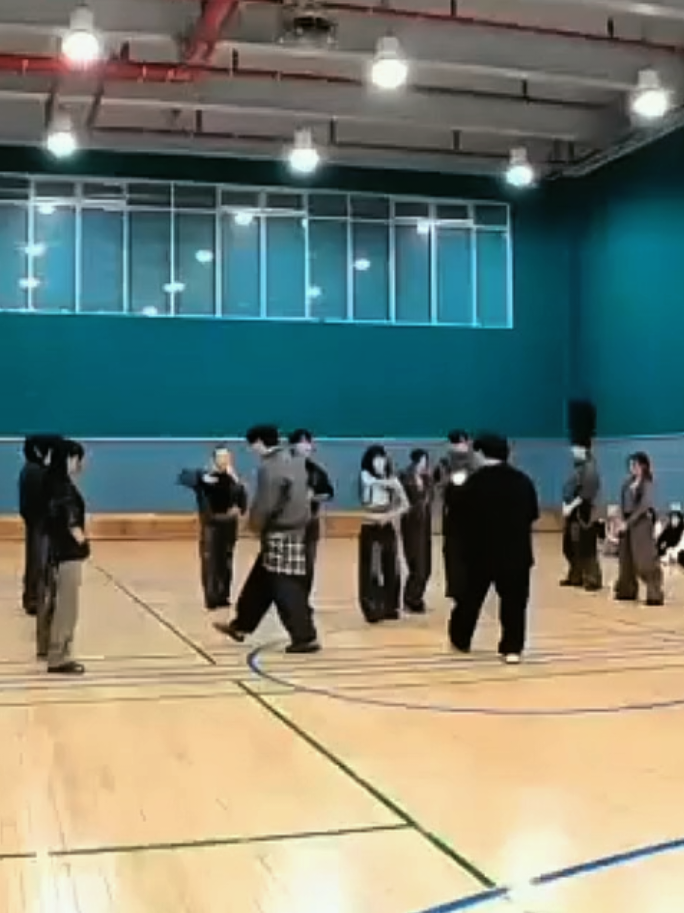 @4shoboiz