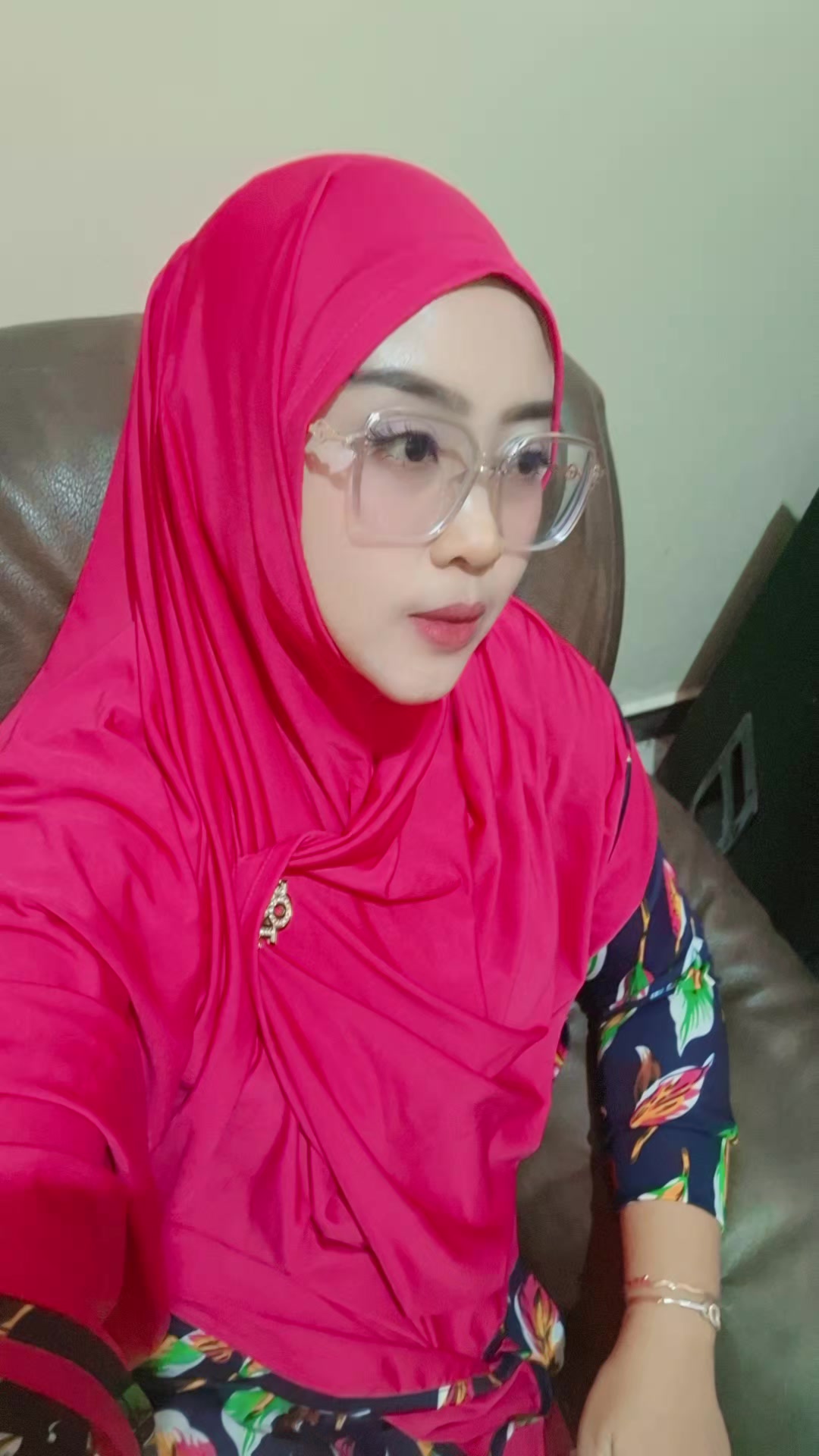 @Sofybintang