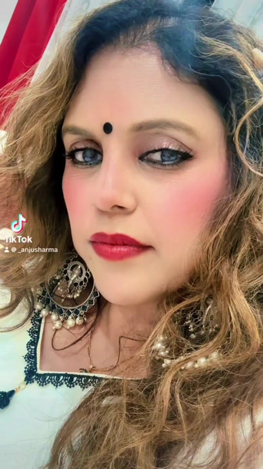 @Anju sharma💁🏼&zwj;♀️