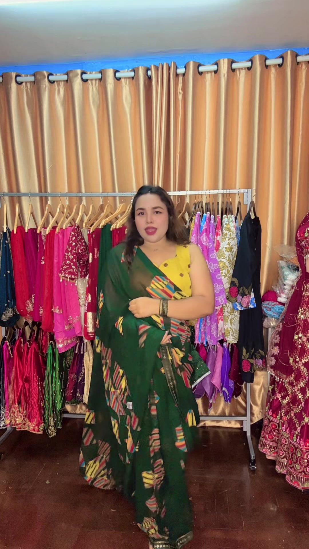 @Meera Mgk7