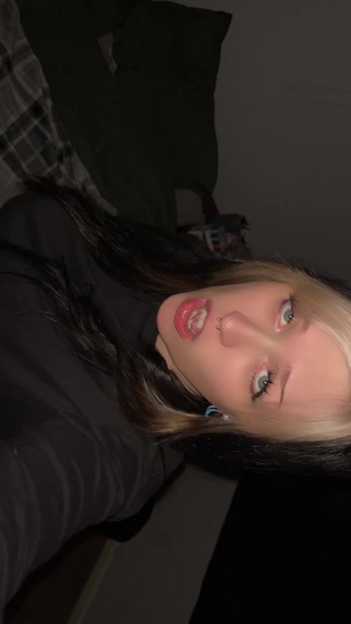 @Zazzliest