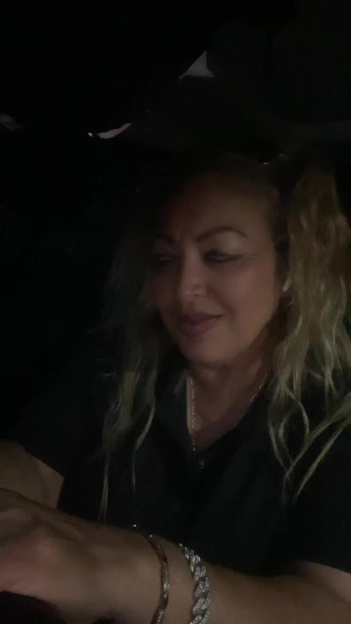 @Herevia1974