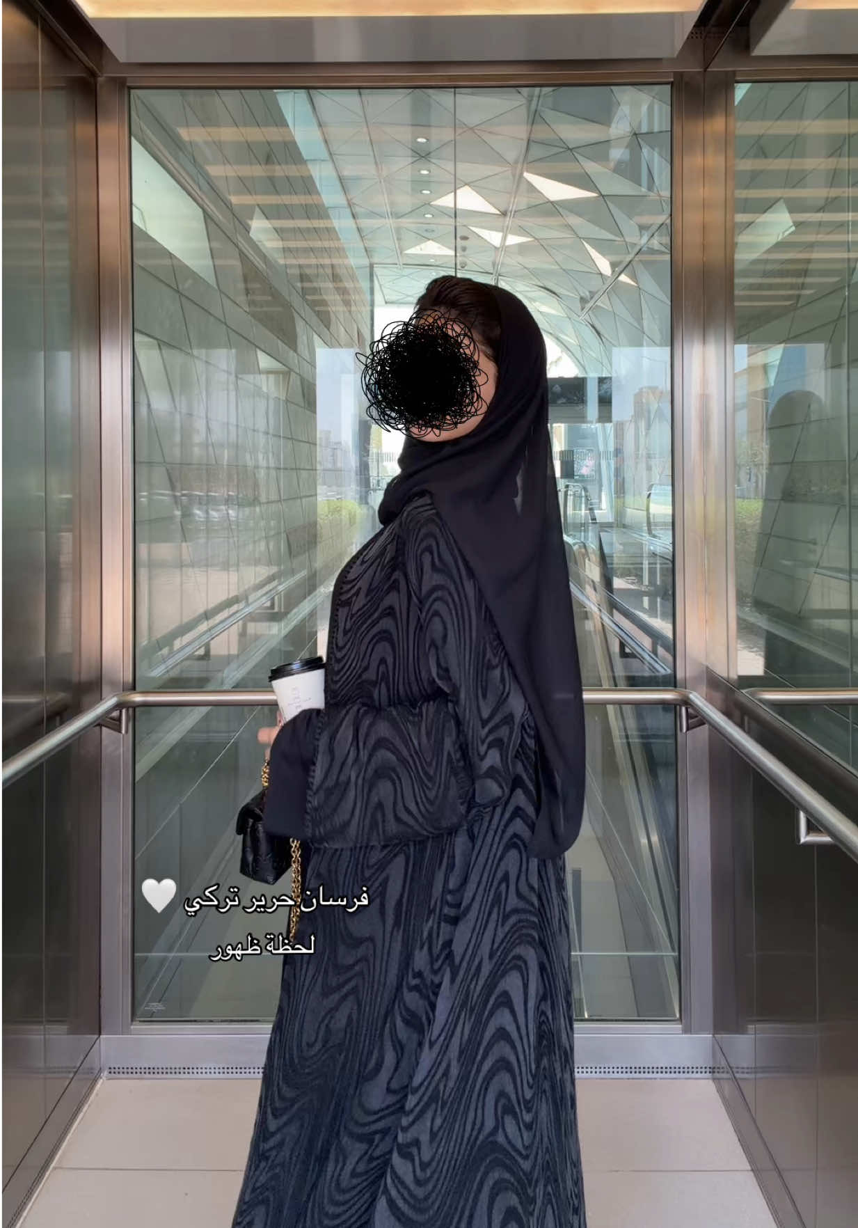 @لحظه ظهور للعبايات