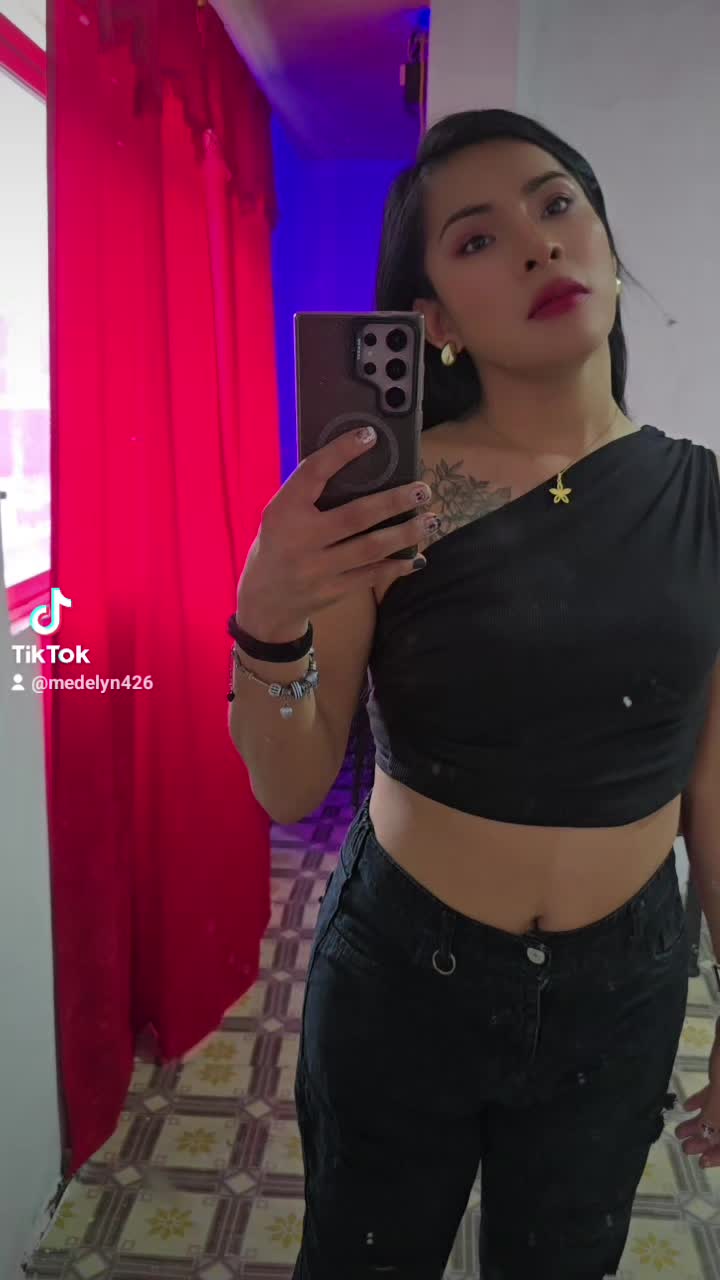 @Medelyn451