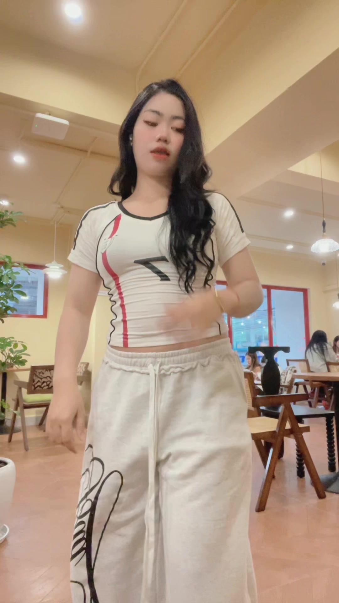 @Mei Chubby 🤍⭐️