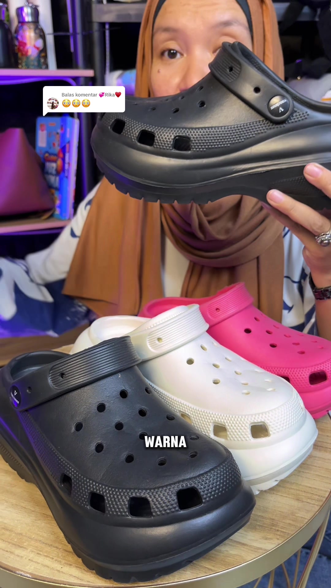 @LELI si paling TAS dan SANDAL