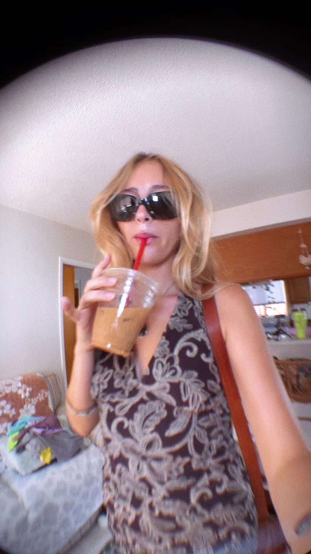 @kelseykinch