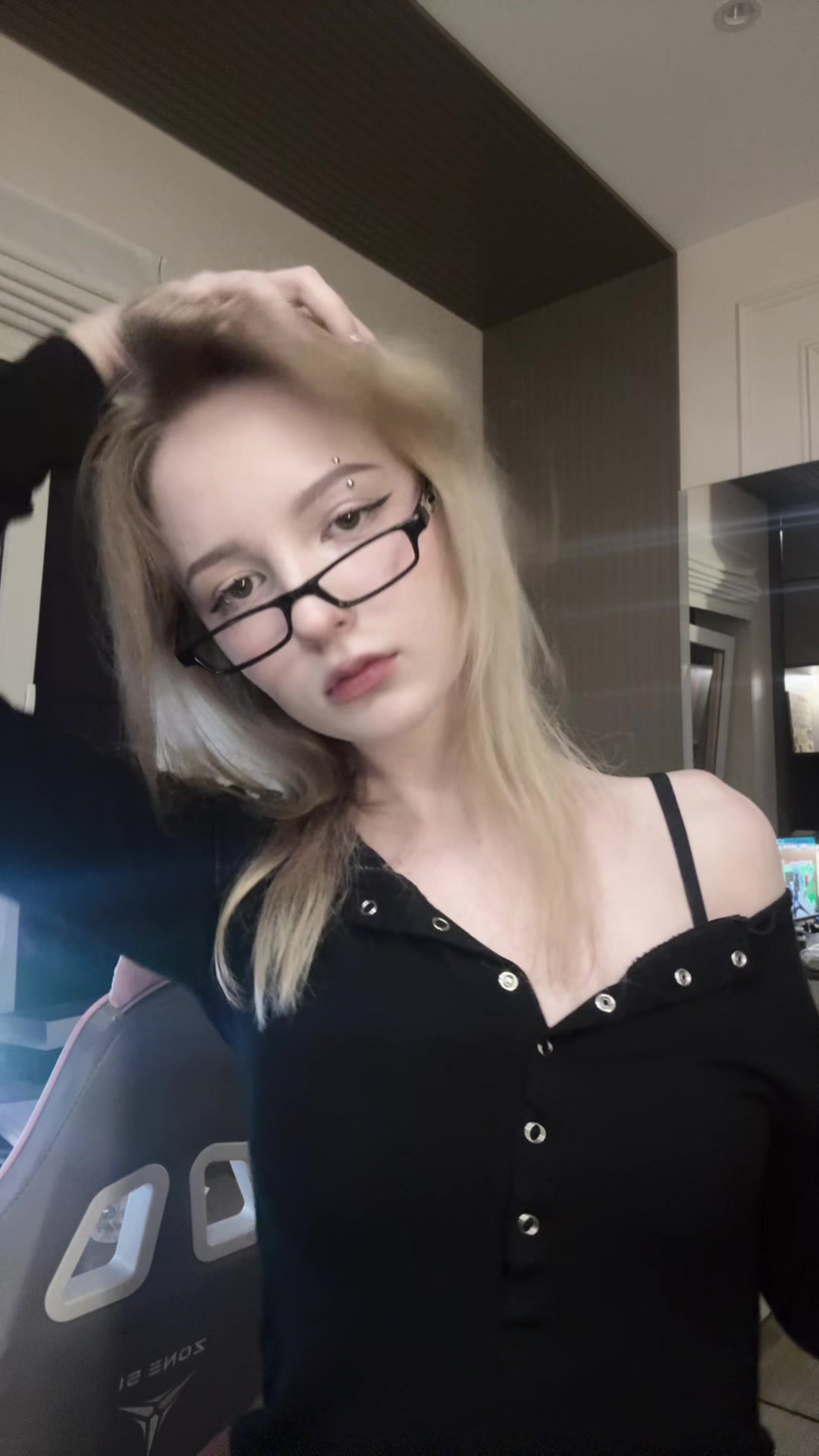 @allisw