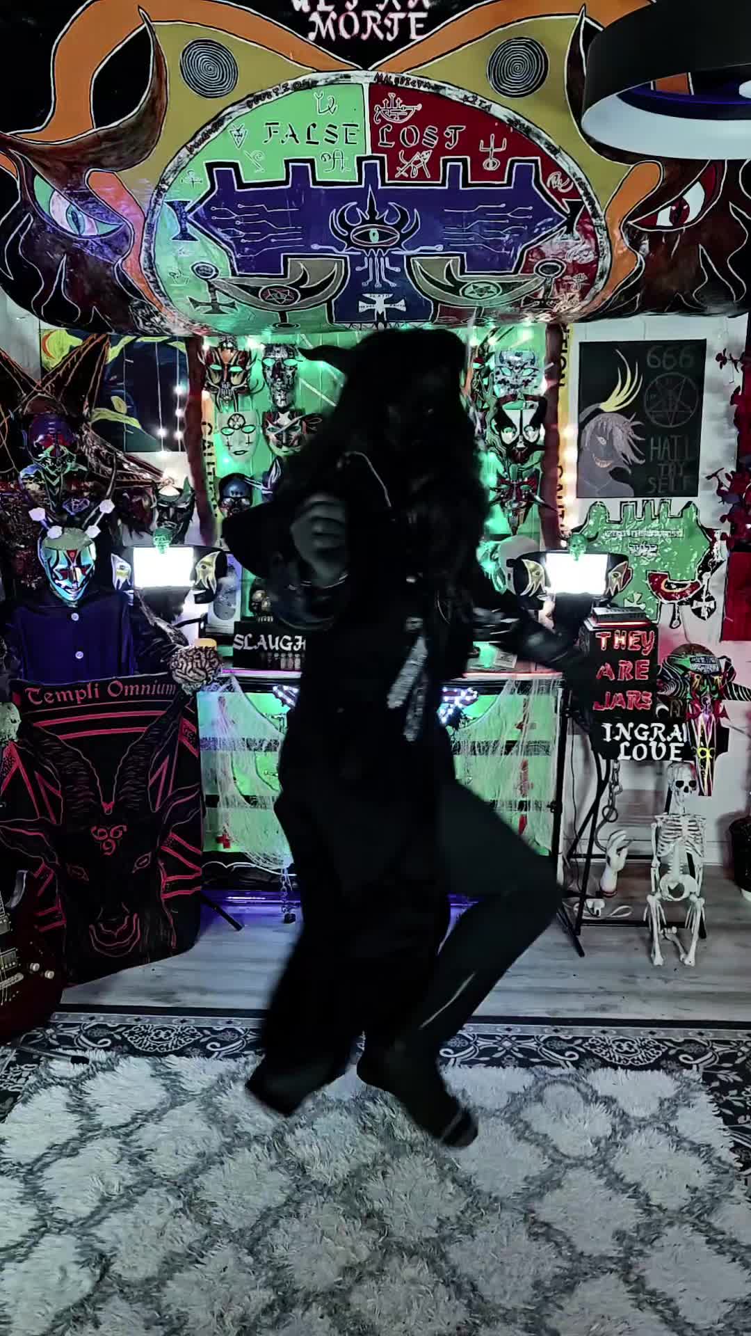 @Axedeathra