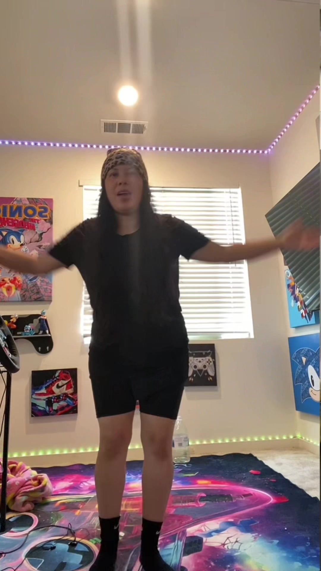 @MJ