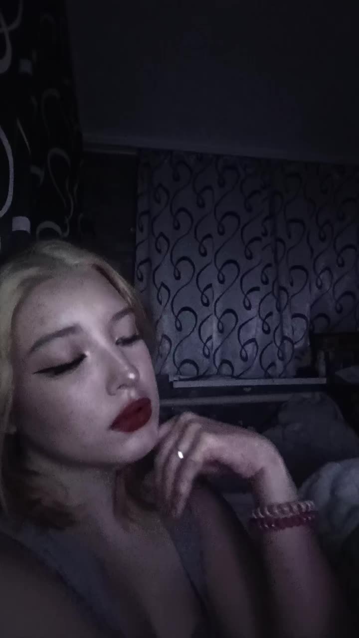 @лисёнок 🦊