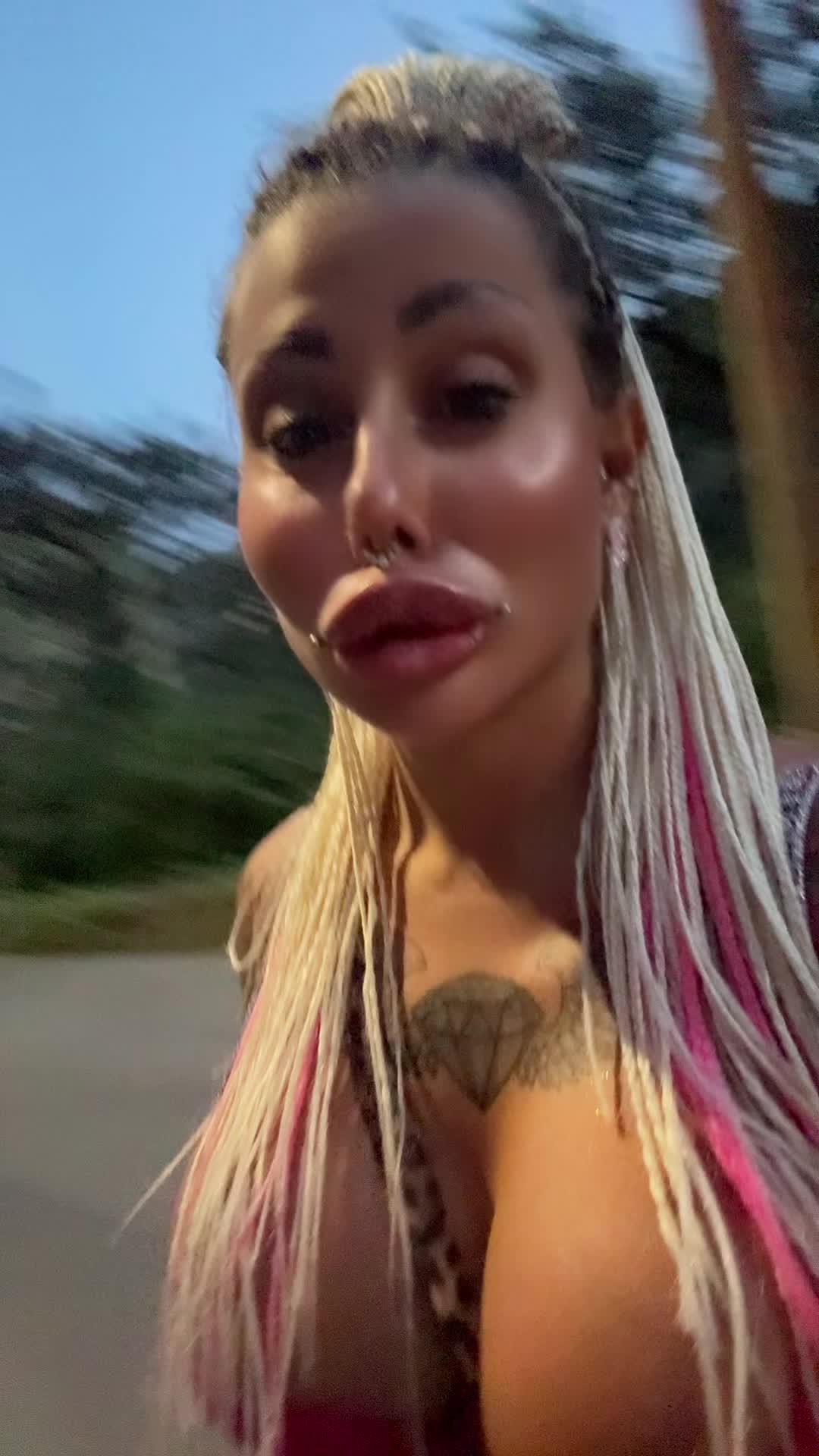 @thehardbarbie