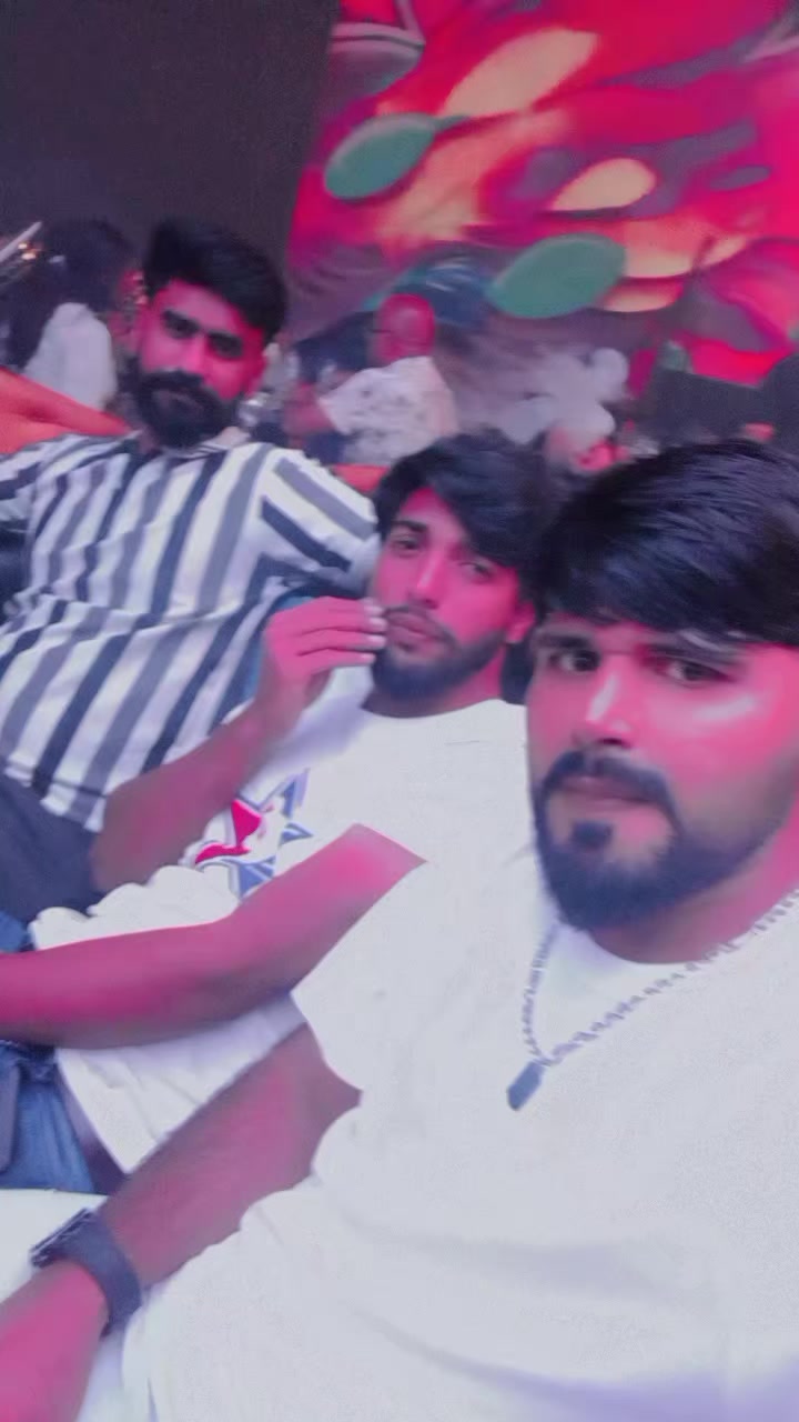@BAJWA🐅✌️