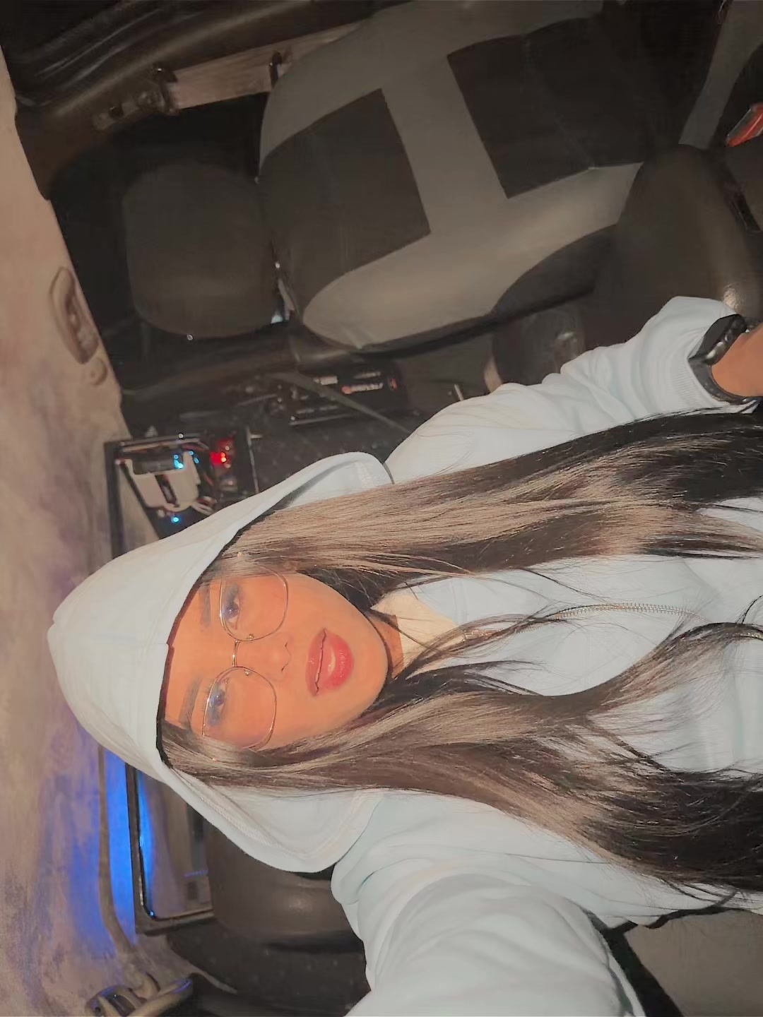 @Isisadarve