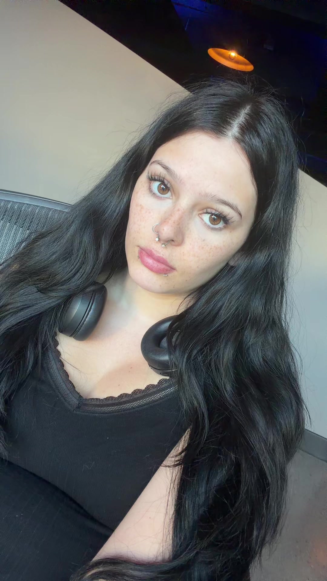 @☺️