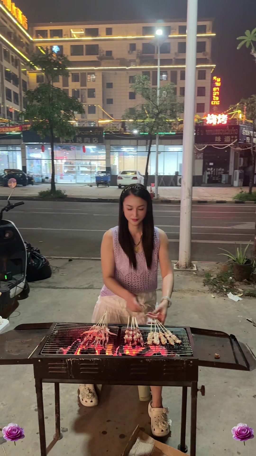 @妙手阁按摩店老板娘