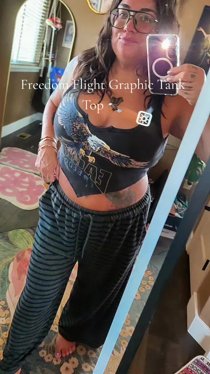 @RhiRhi🪴💋🌞
