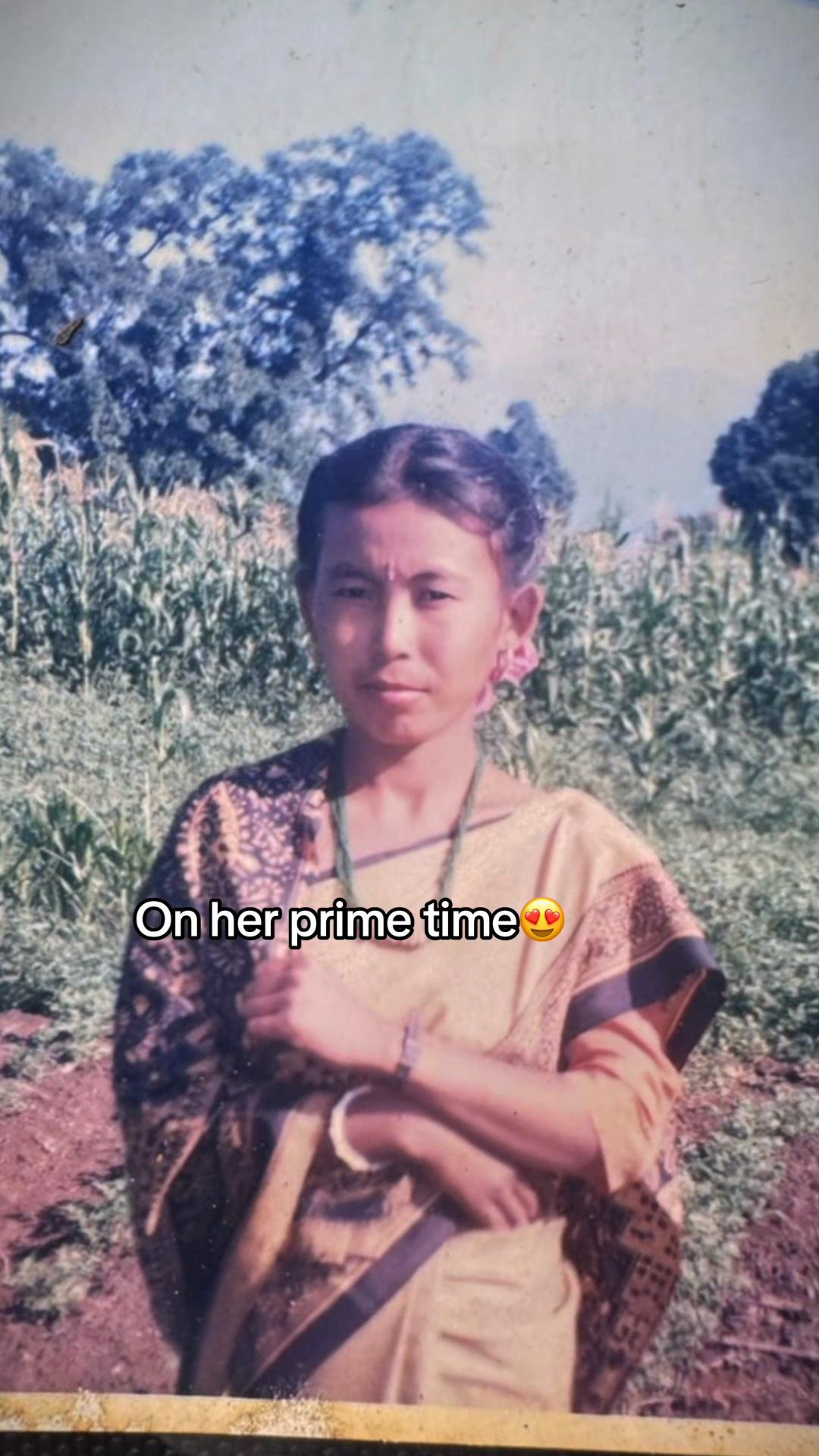 @Aruna limbu(deuja)🙏❤️