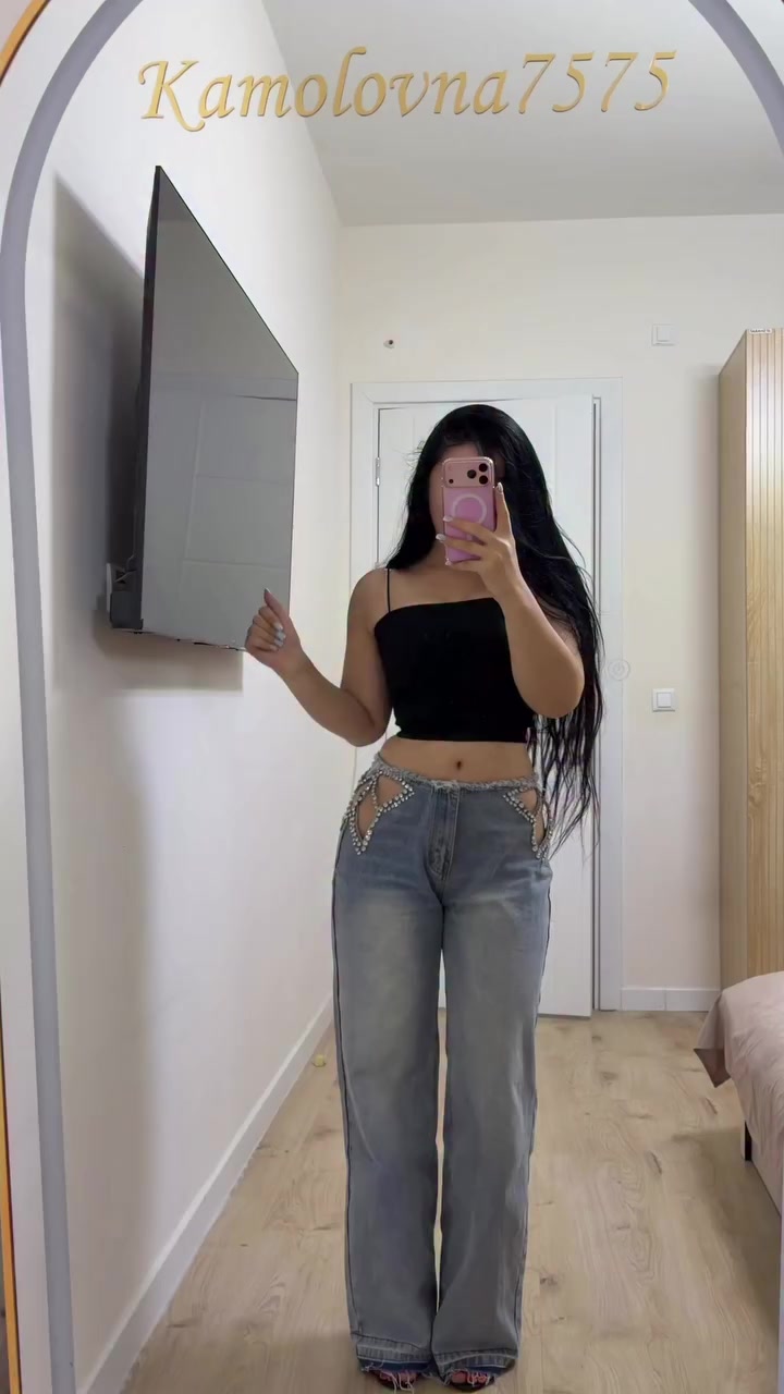 @konul_salayeva