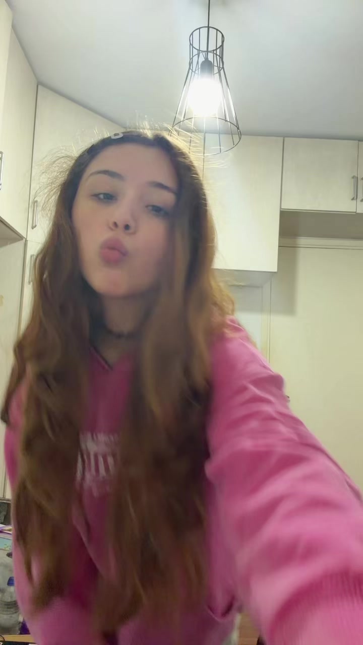 @🐩