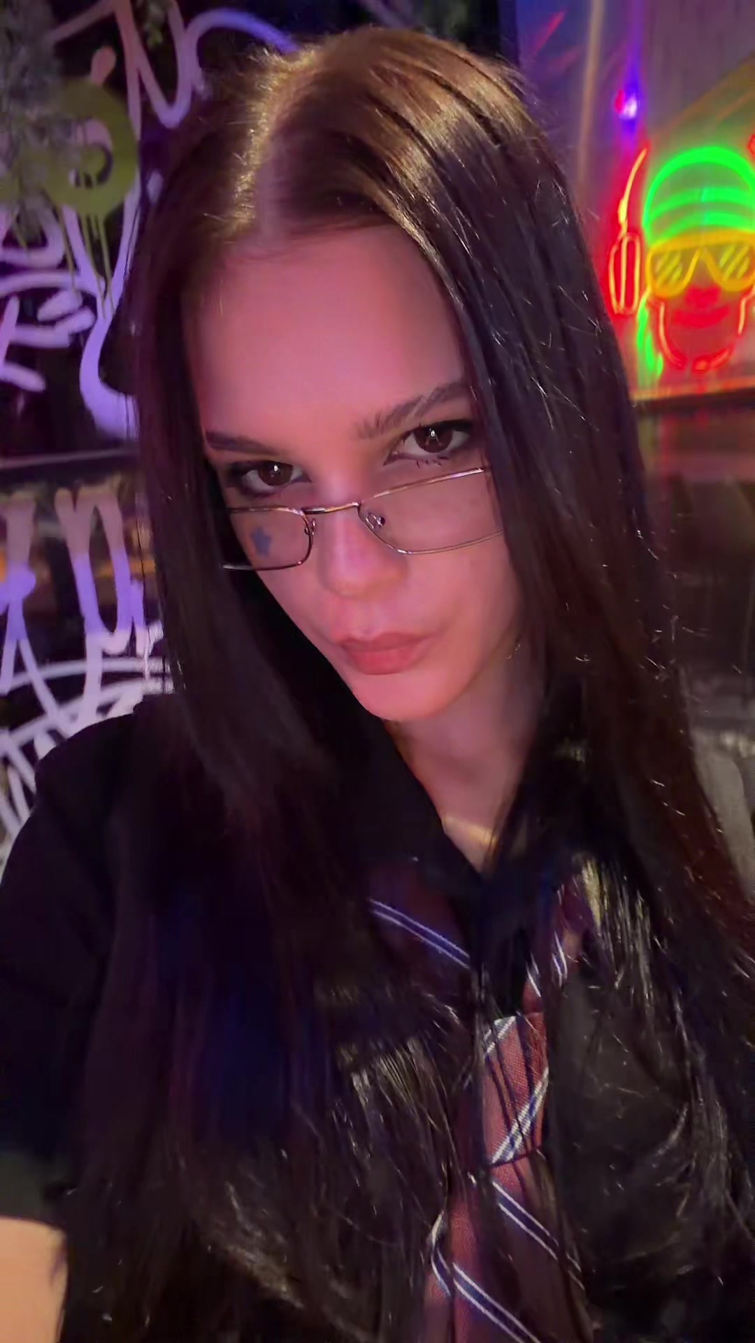 @wweneses