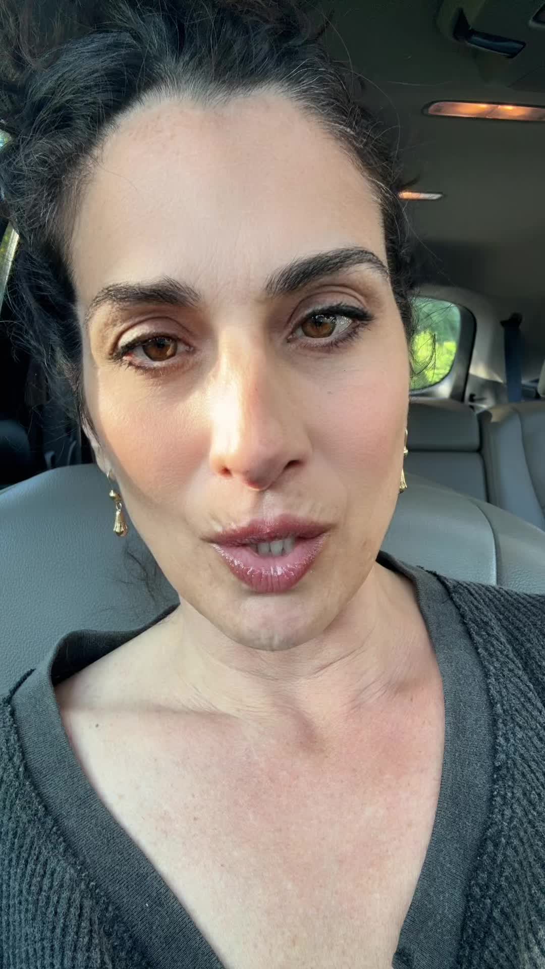 @Sabrina Jade  RMT