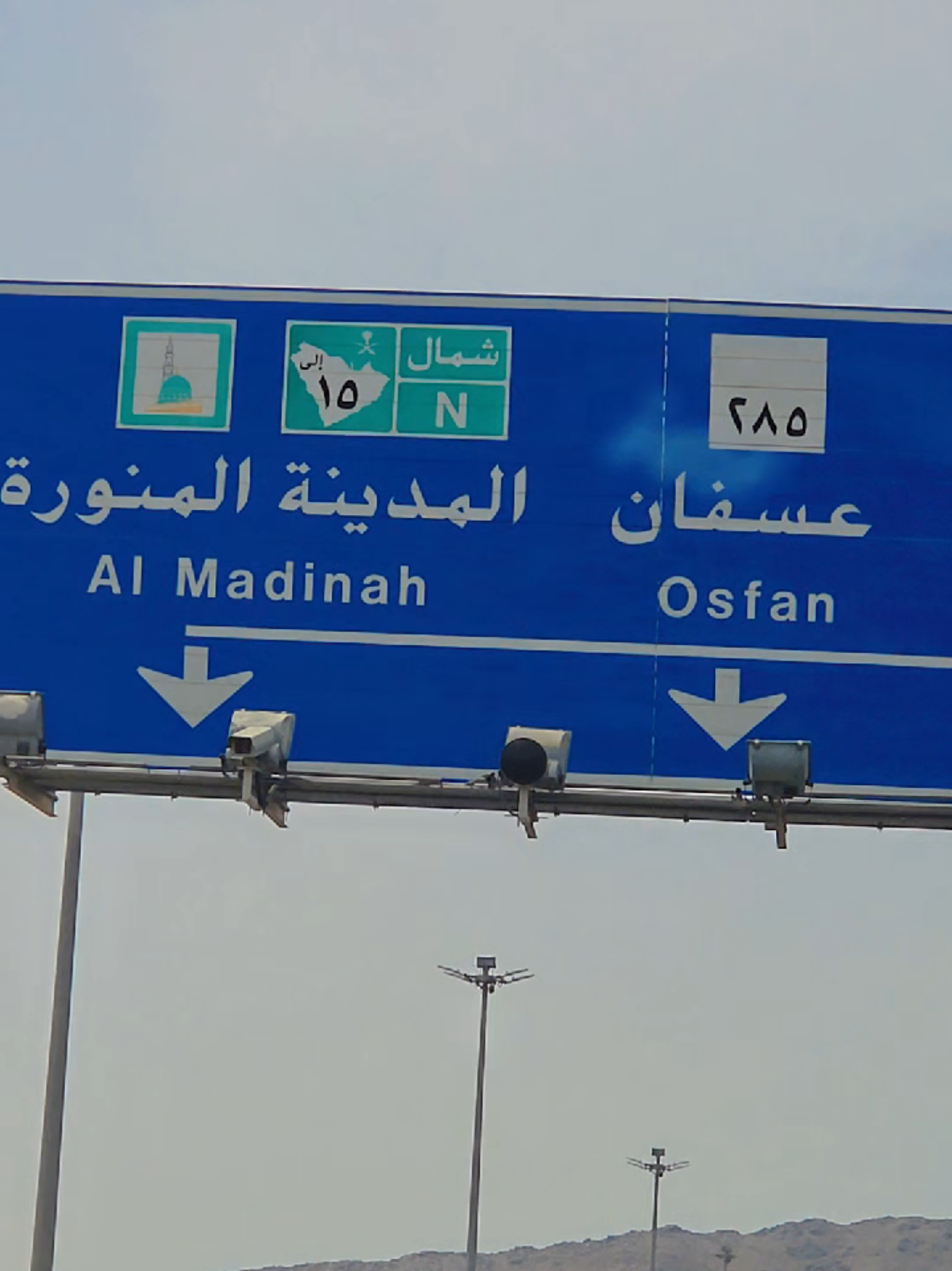 @AyaaN