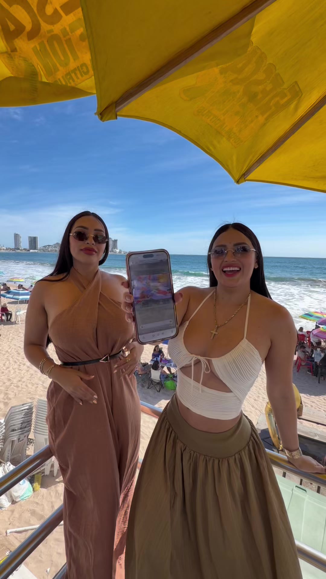 @LAS ZAMBRANOS