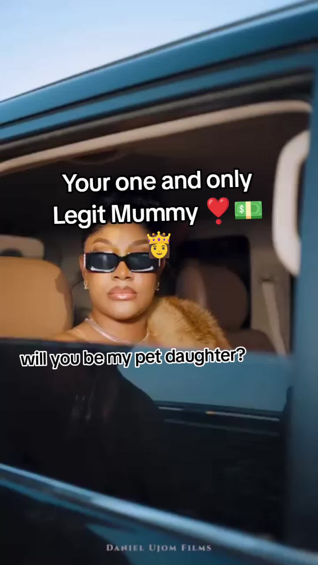 @Legit Queen 👑💵❤️🍾
