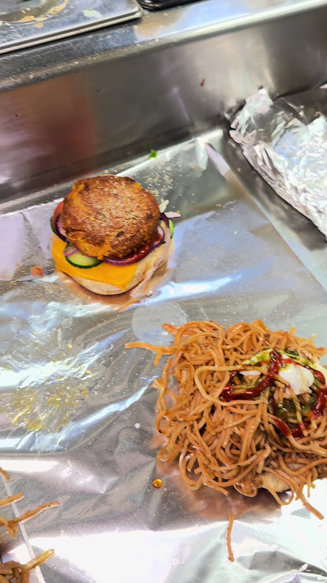 @Veggie 🔥 Flames (100%veg)
