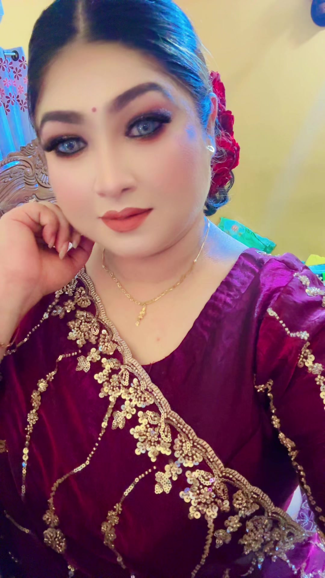 @Nidhi islam