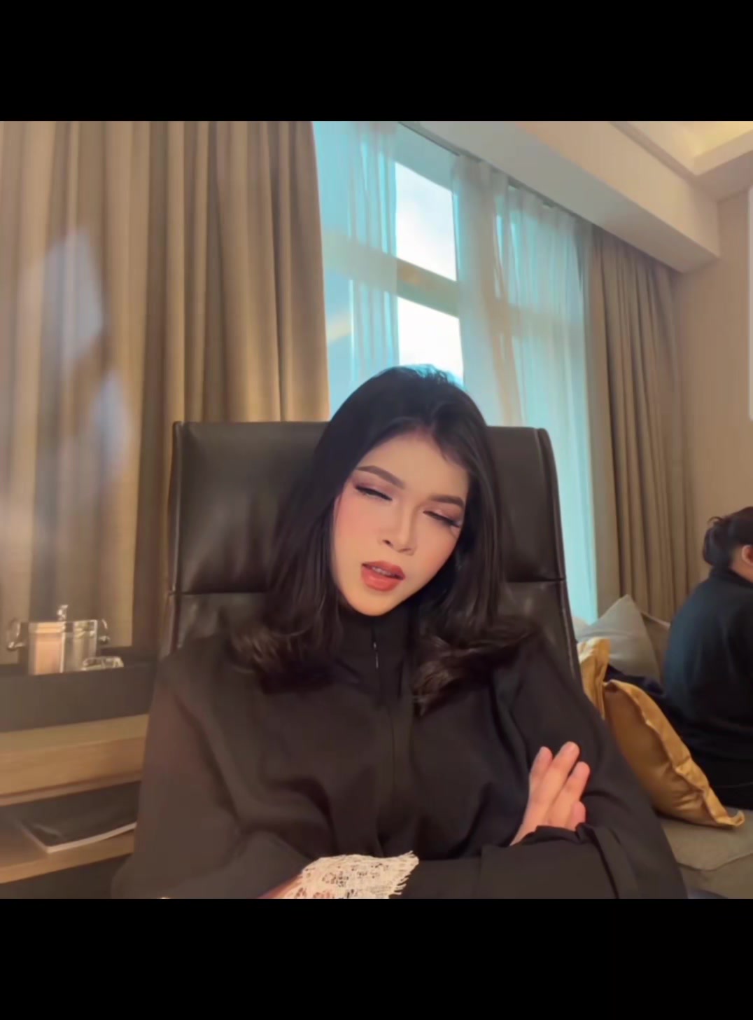 @Sekai