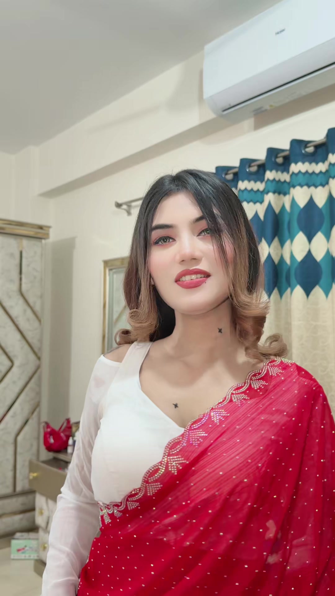@zara_rhaman_
